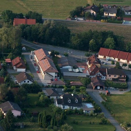 Apartmenthausmannstaetten Hausmannstatten Luaran gambar